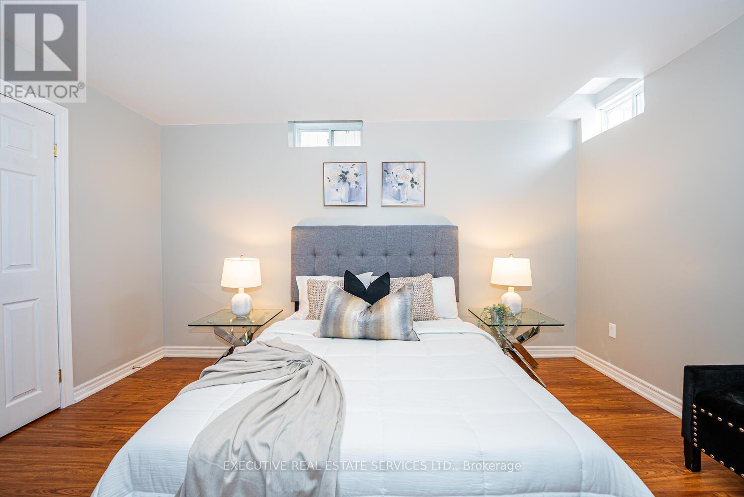 4 Berkshire Place, Hamilton, Ontario  L9K 0A9 - Photo 41 - X13150652