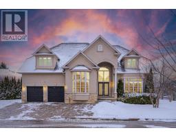 4 BERKSHIRE PLACE, Hamilton, Ontario