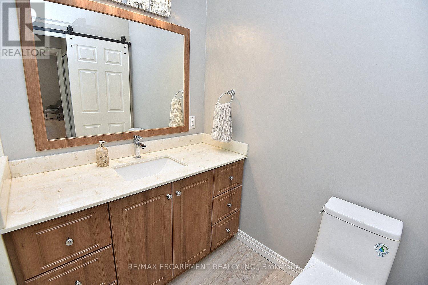49 Riveroaks Drive, Hamilton, Ontario  L0R 1W0 - Photo 17 - X13150670