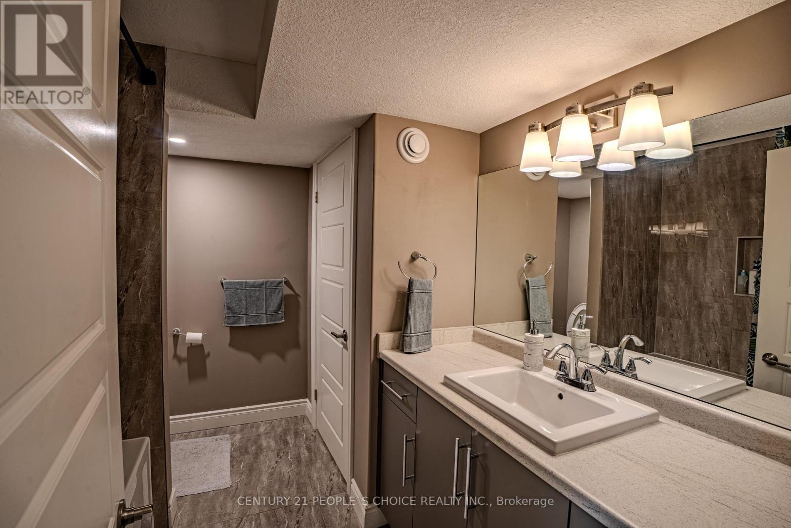 1034 Melsetter Way, London North, Ontario  N6G 0S5 - Photo 46 - X13150700