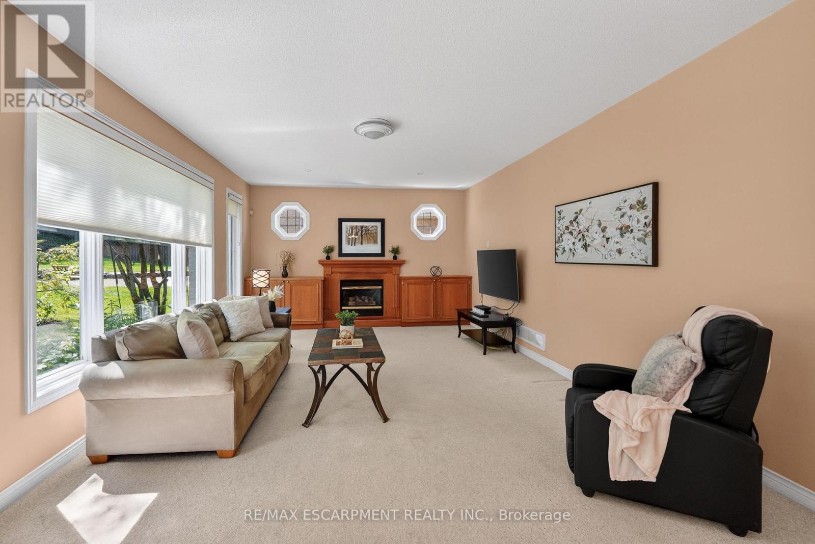 144 Dorchester Drive, Grimsby, Ontario  L3M 5J9 - Photo 8 - X13150822