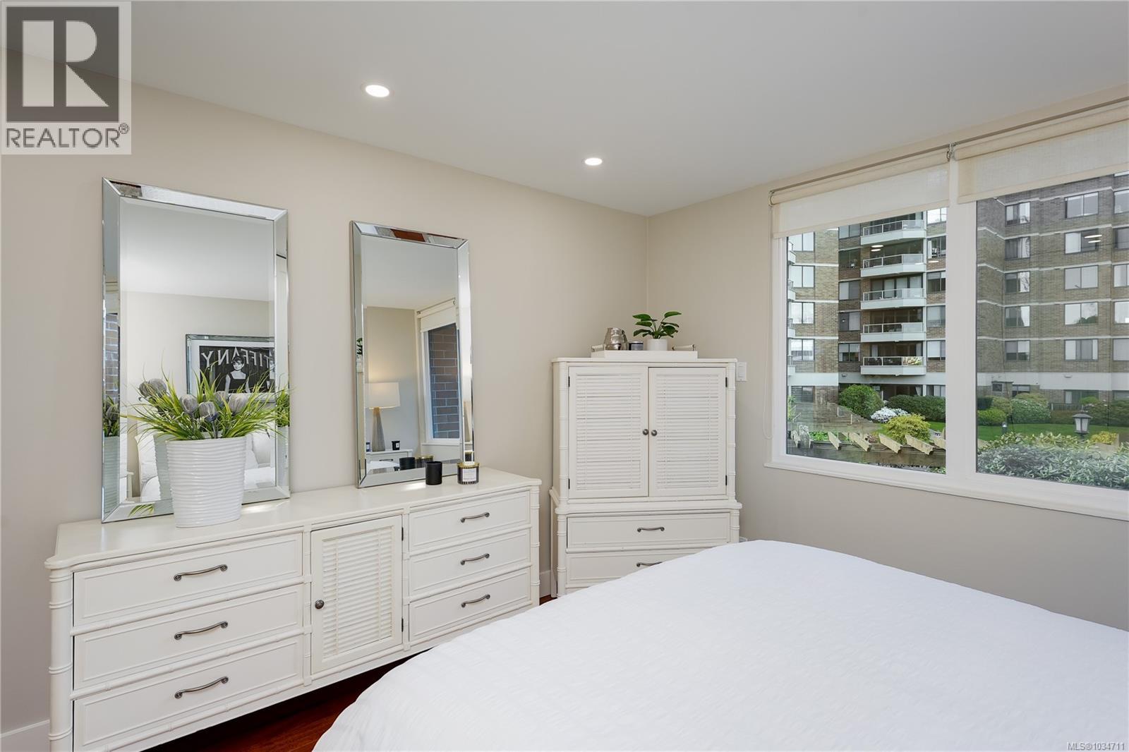 243 Belleville St, Victoria, British Columbia  V8V 1X1 - Photo 25 - 1034711