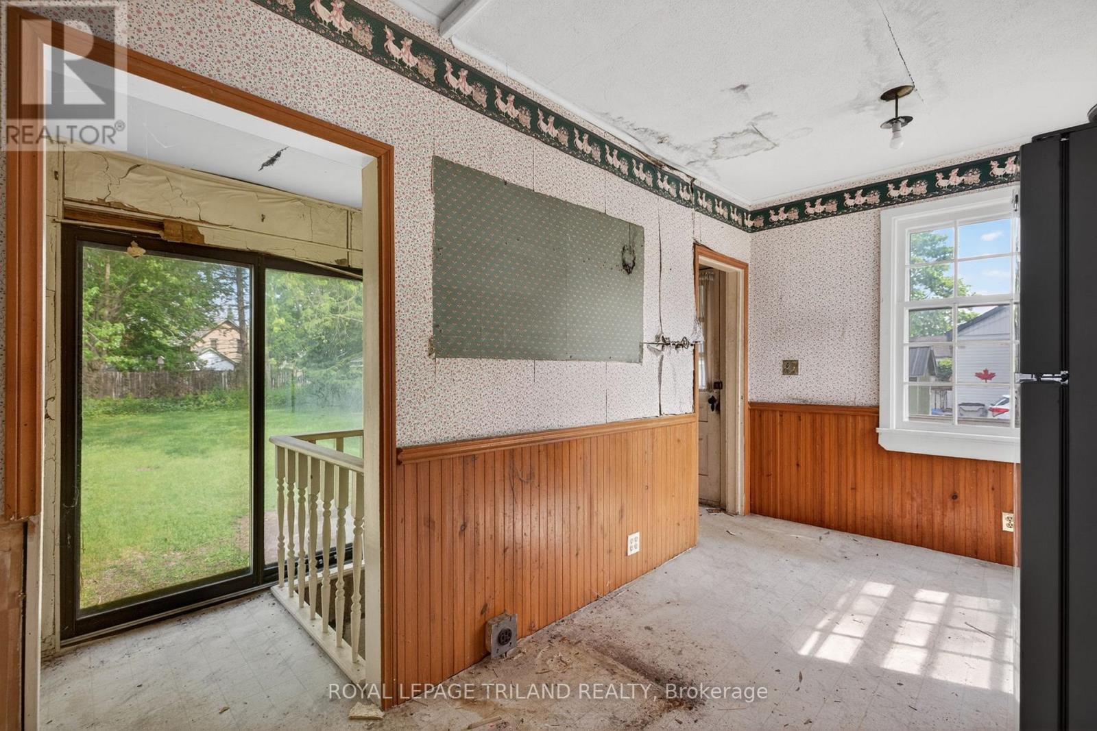 147 Burns Street, Strathroy-Caradoc, Ontario  N7G 1X4 - Photo 11 - X13151038