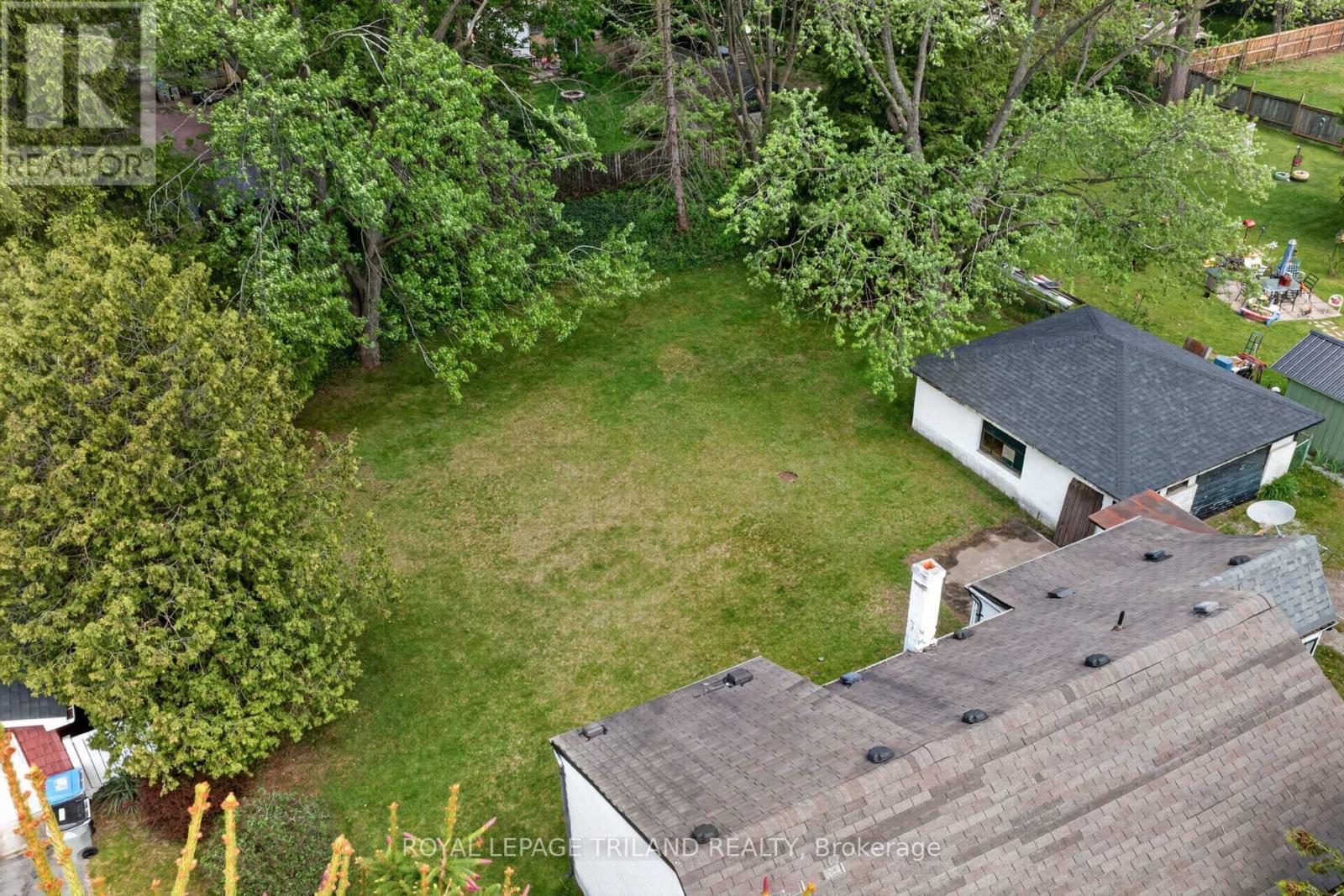 147 Burns Street, Strathroy-Caradoc, Ontario  N7G 1X4 - Photo 20 - X13151038