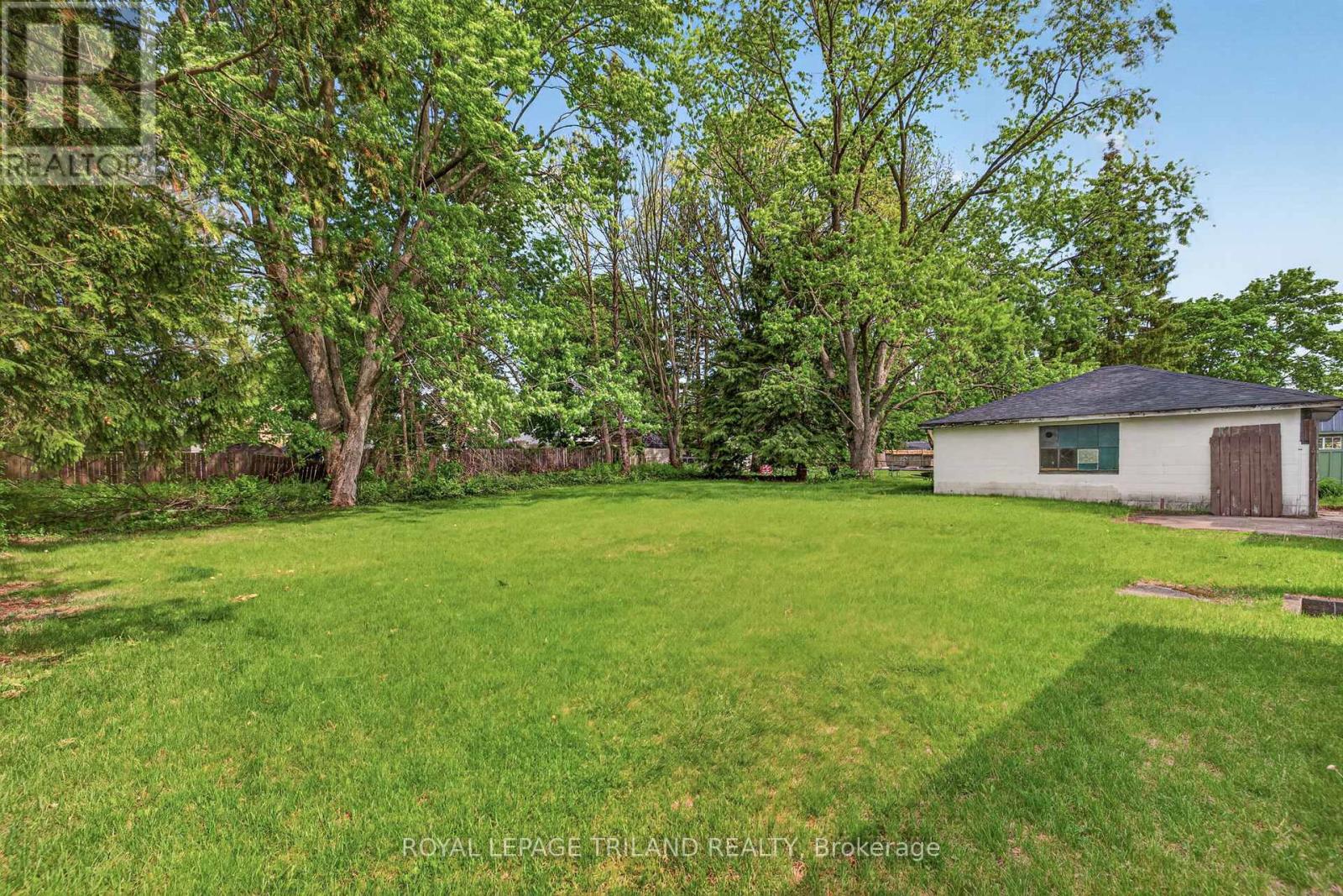 147 Burns Street, Strathroy-Caradoc, Ontario  N7G 1X4 - Photo 21 - X13151038