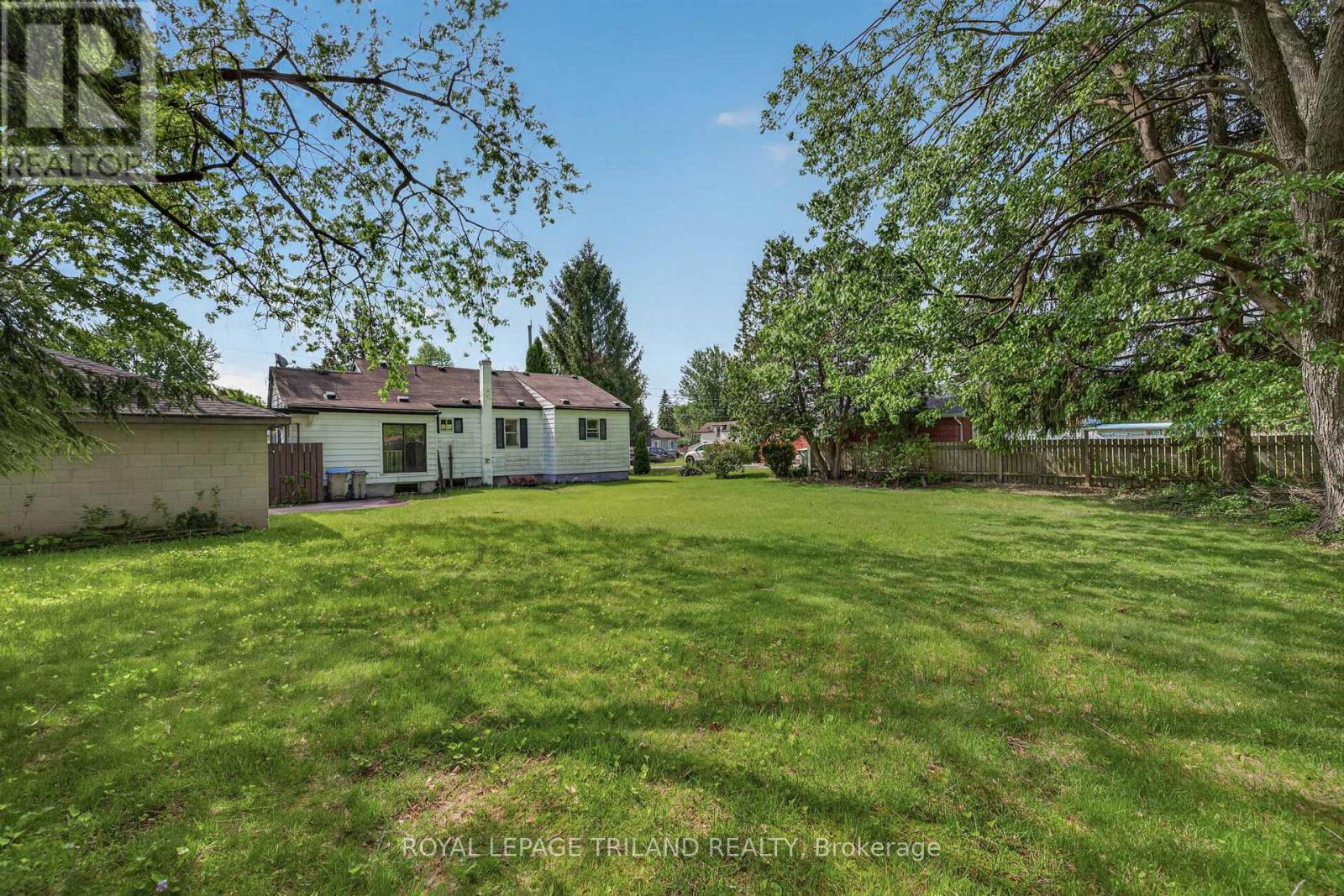 147 Burns Street, Strathroy-Caradoc, Ontario  N7G 1X4 - Photo 26 - X13151038