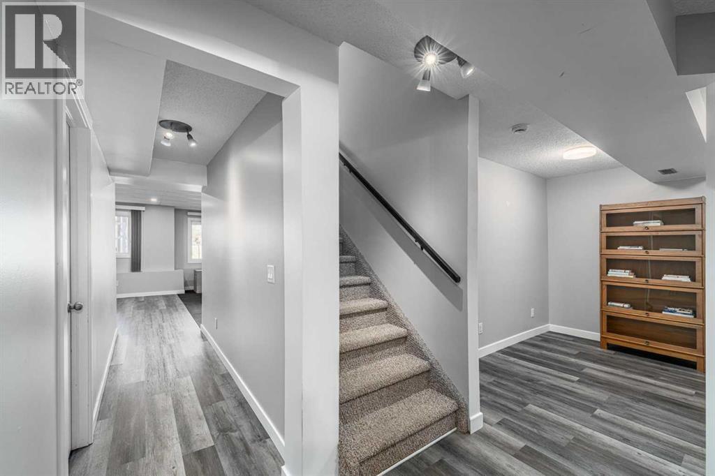 724 Luxstone Landing SW, Airdrie, Alberta  T4B 3L1 - Photo 25 - A2311638