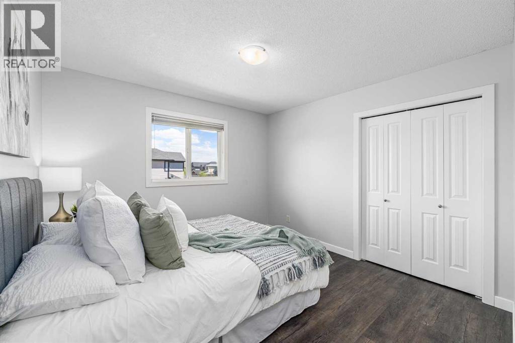 724 Luxstone Landing SW, Airdrie, Alberta  T4B 3L1 - Photo 21 - A2311638