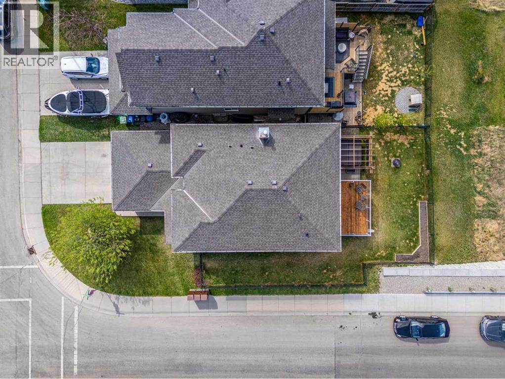 724 Luxstone Landing SW, Airdrie, Alberta  T4B 3L1 - Photo 39 - A2311638