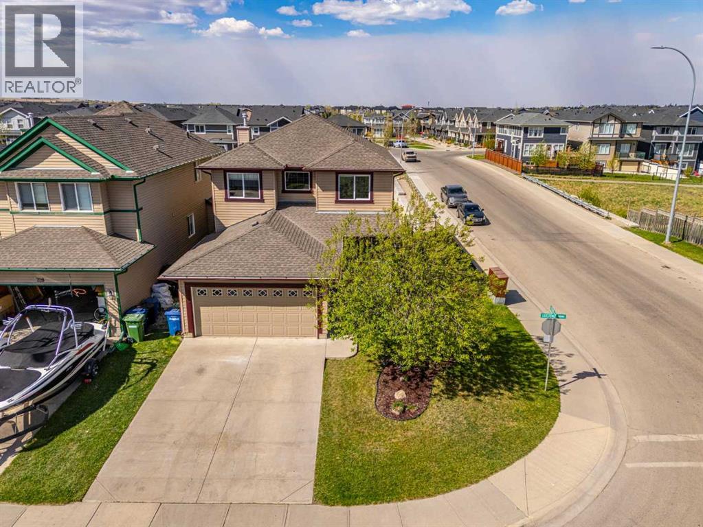 724 Luxstone Landing SW, Airdrie, Alberta  T4B 3L1 - Photo 34 - A2311638