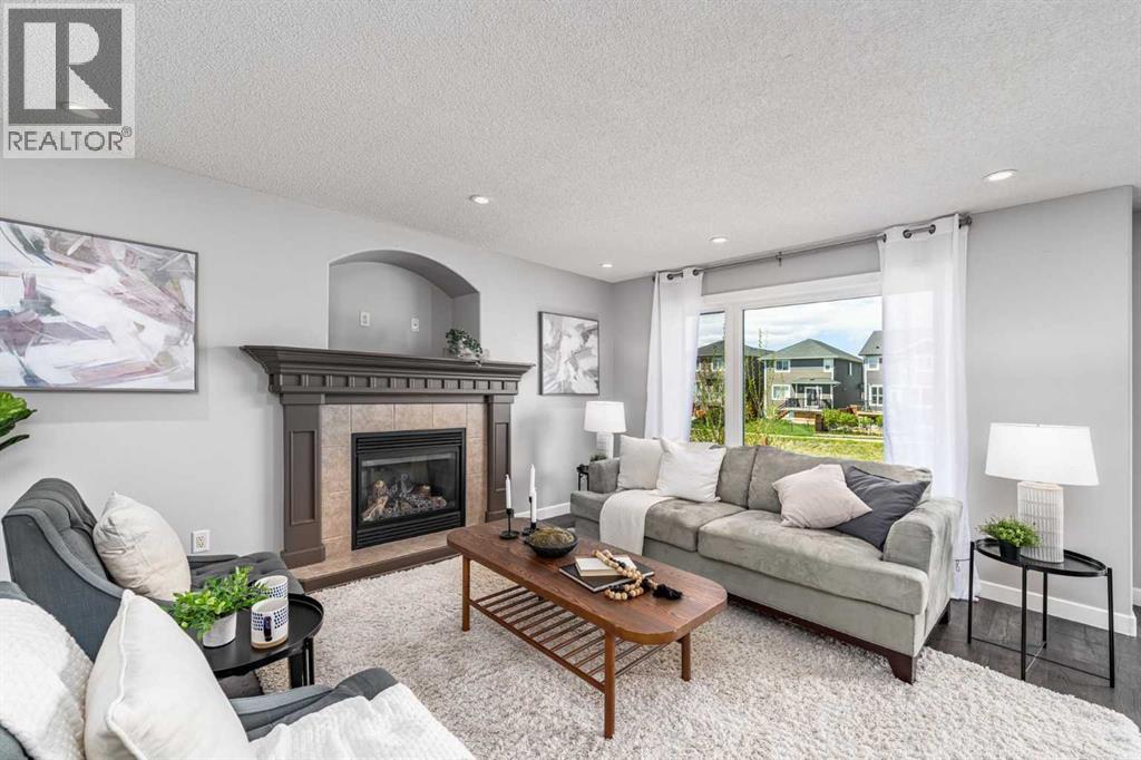 724 Luxstone Landing SW, Airdrie, Alberta  T4B 3L1 - Photo 7 - A2311638