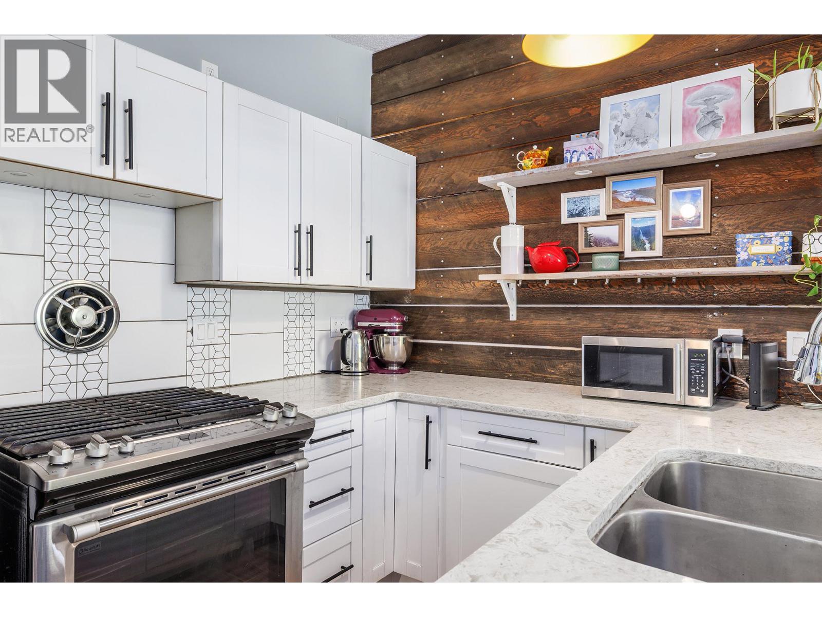 353 Boyce Crescent Unit# 17, Kelowna, British Columbia  V1Y 5Z7 - Photo 6 - 10388075