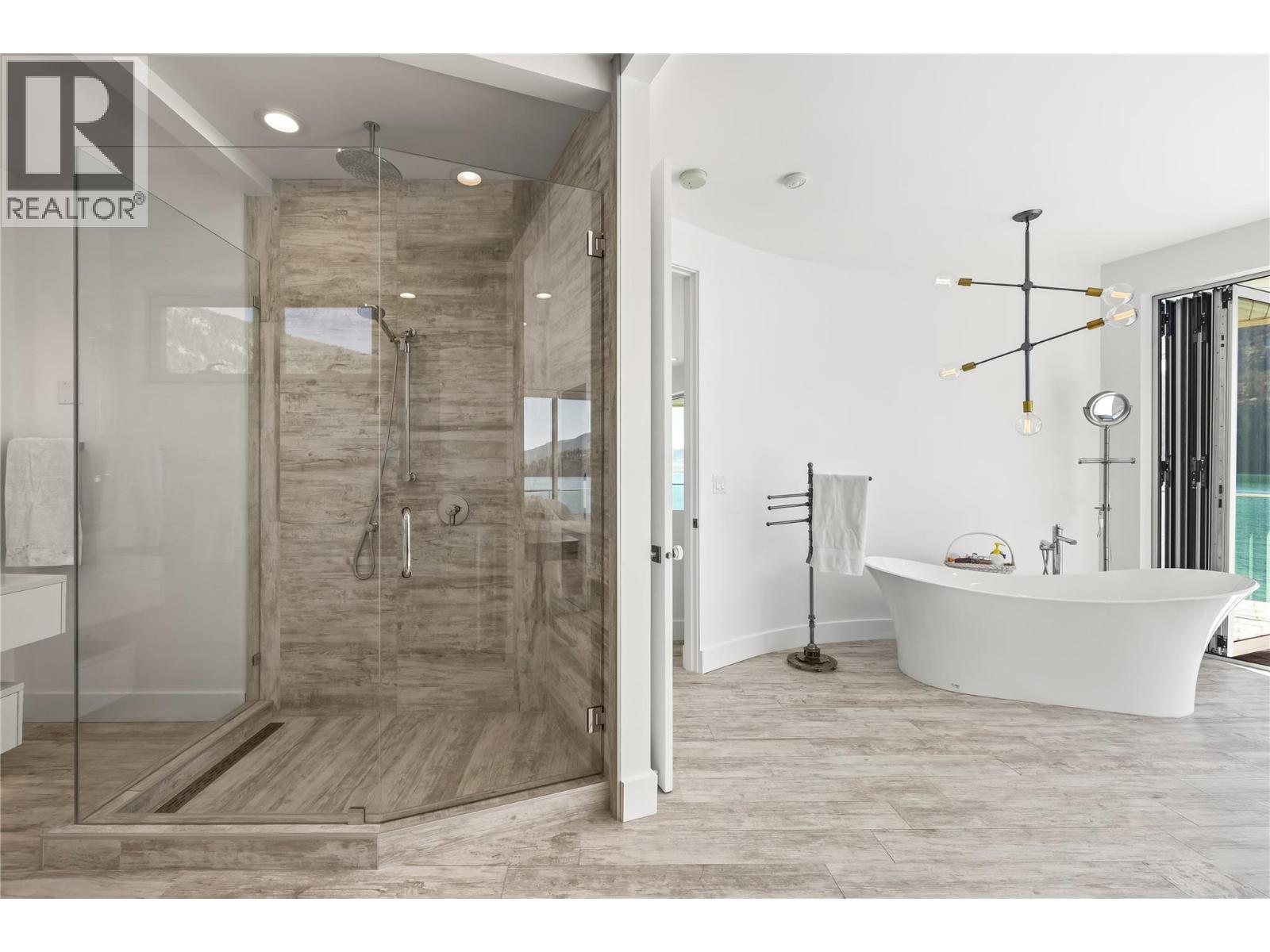 18451 Crystal Waters Road Unit# 8, Lake Country, British Columbia  V4V 2G2 - Photo 51 - 10388181