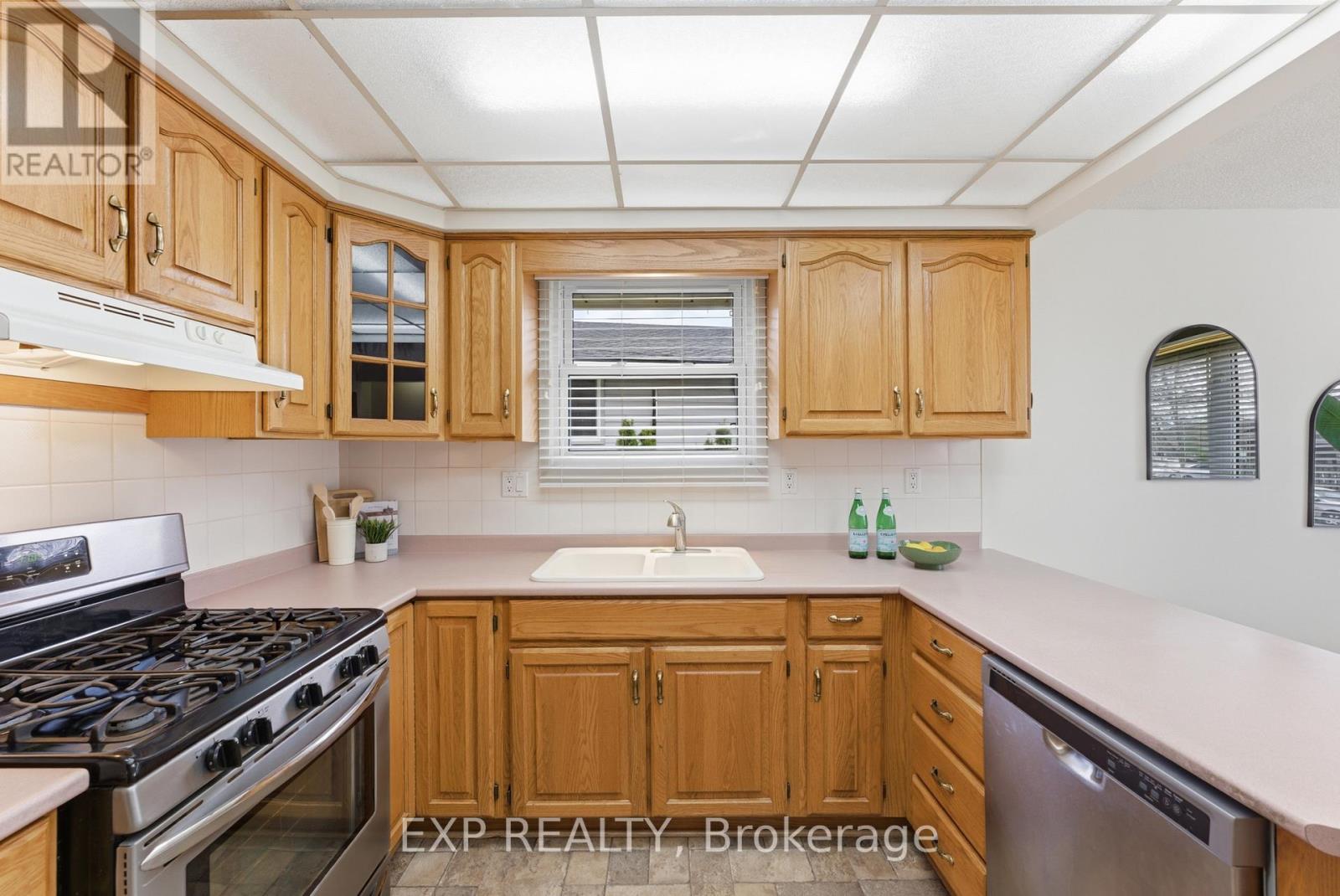 7551 Fern Avenue, Niagara Falls (Oldfield), Ontario L2G 5H6 - Photo 13 - X13150916