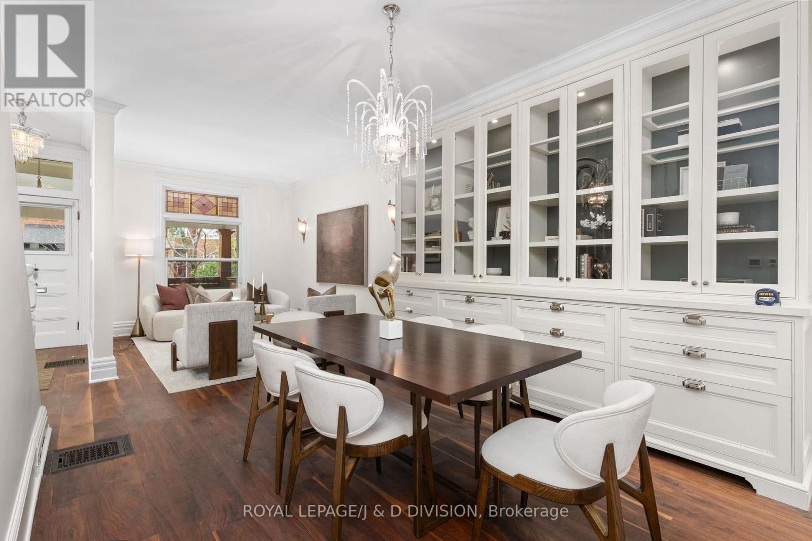 477 Roxton Road, Toronto, Ontario  M6G 3R5 - Photo 8 - C13112044