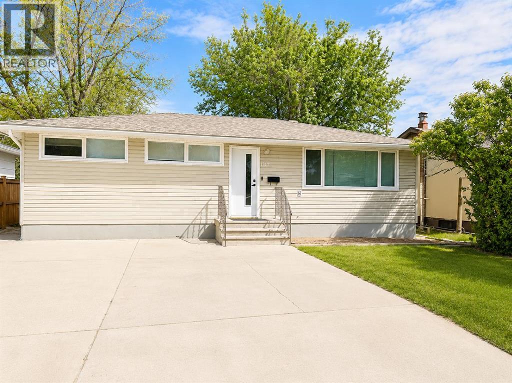 1317 17 Avenue S, Lethbridge, Alberta