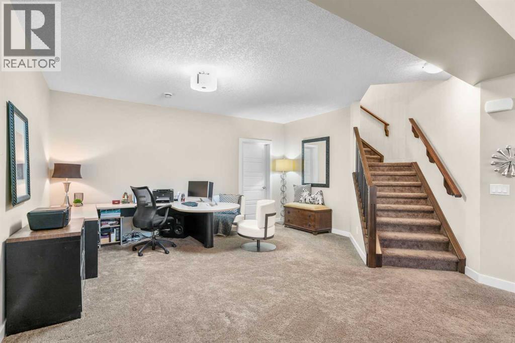 25 Fireside Landing, Cochrane, Alberta  T4C 0V9 - Photo 40 - A2285252