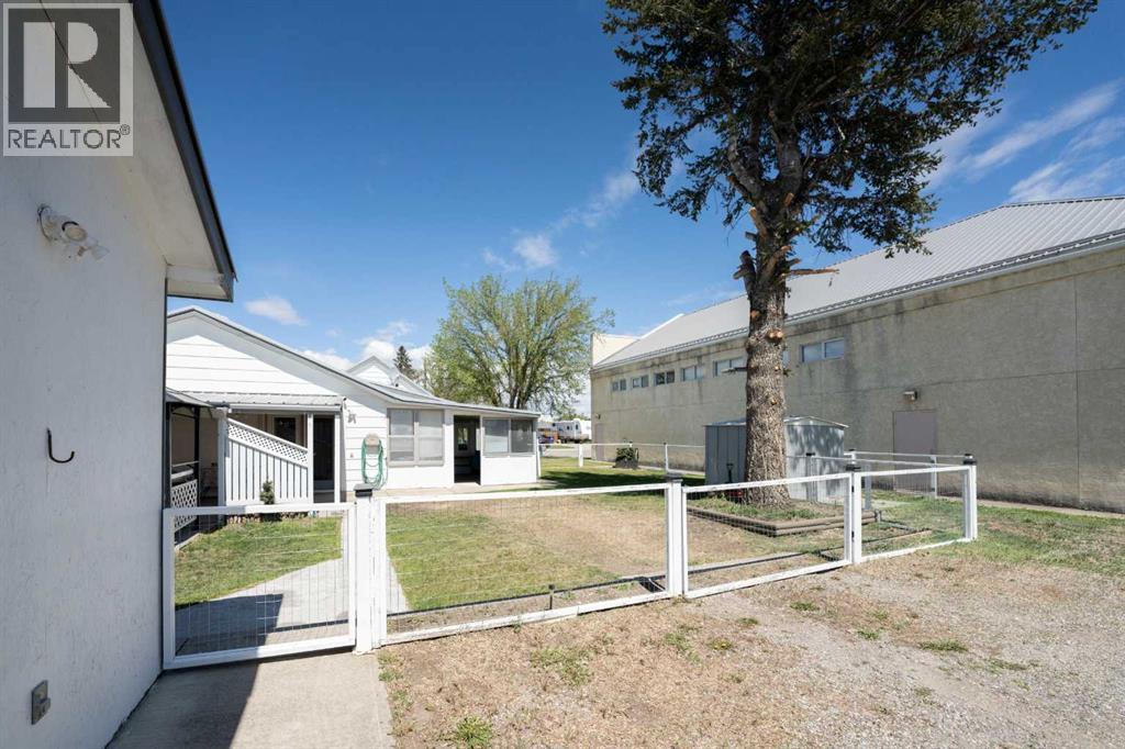 212 20 Street, Fort Macleod, Alberta  T0L 0Z0 - Photo 28 - A2312603