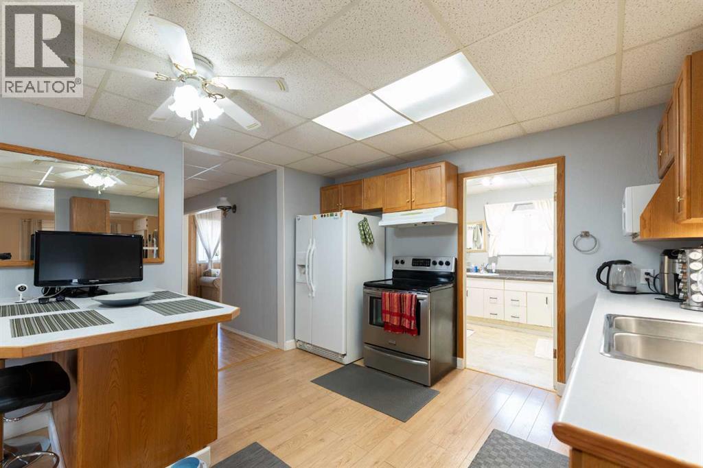 212 20 Street, Fort Macleod, Alberta  T0L 0Z0 - Photo 9 - A2312603