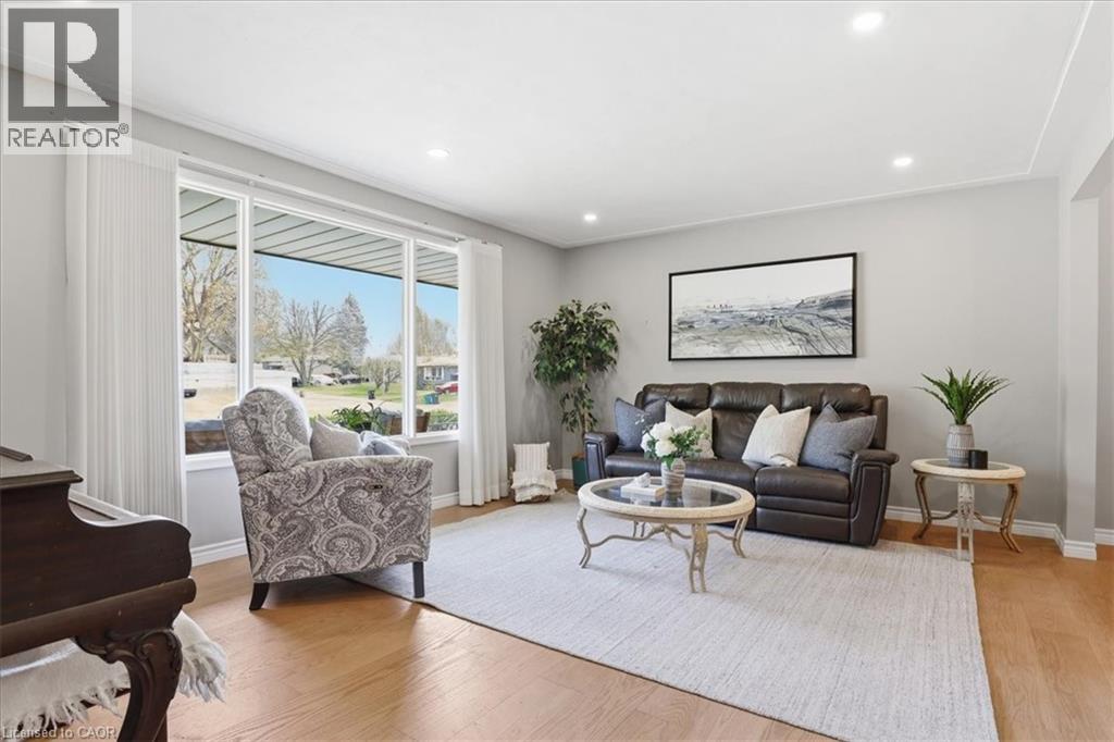 543 Box Grove Place, Waterloo, Ontario  N2L 4V4 - Photo 6 - 40826890