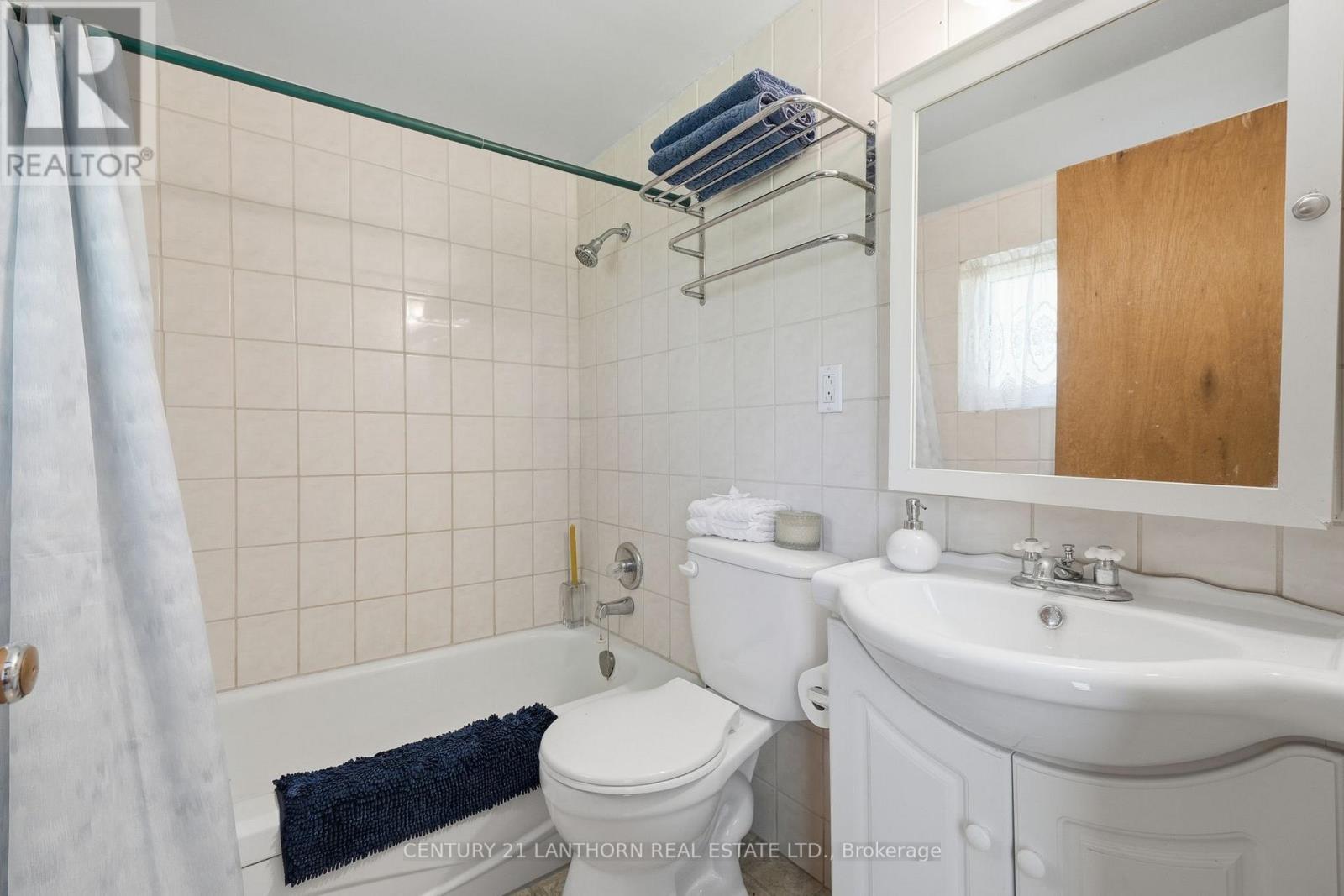 1051 Lakeside Drive, Prince Edward County, Ontario  K0K 1T0 - Photo 11 - X13150976