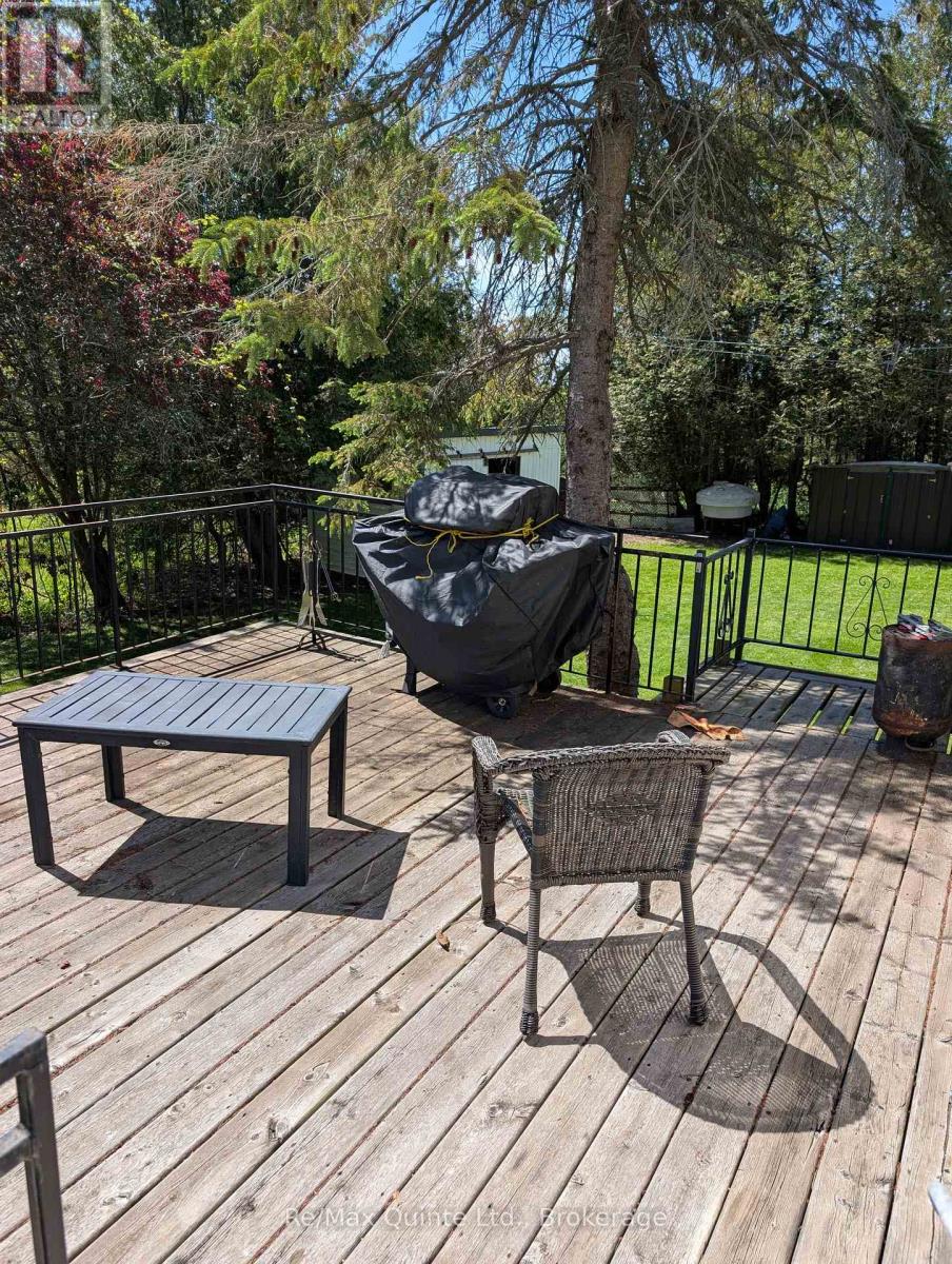 566 Old Milford Road, Prince Edward County, Ontario  K0K 2T0 - Photo 4 - X13151004