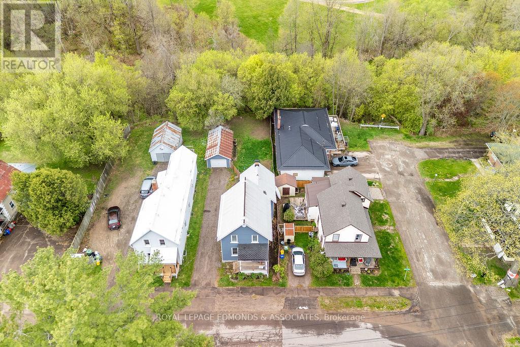 408 Moffat Street, Pembroke, Ontario  K8A 3X9 - Photo 5 - X12845756