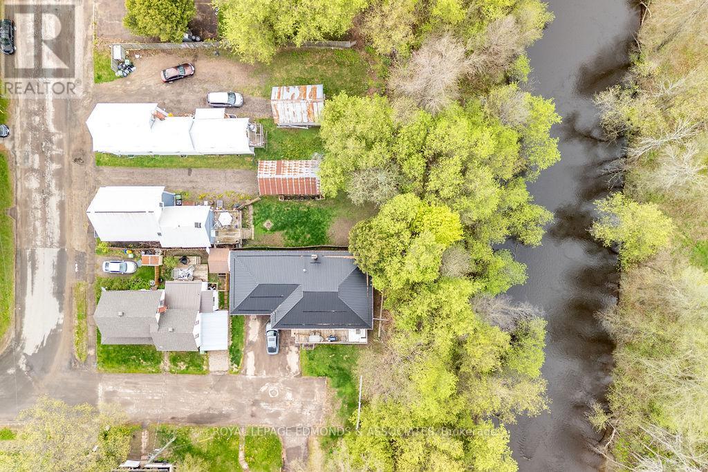 408 Moffat Street, Pembroke, Ontario  K8A 3X9 - Photo 8 - X12845756