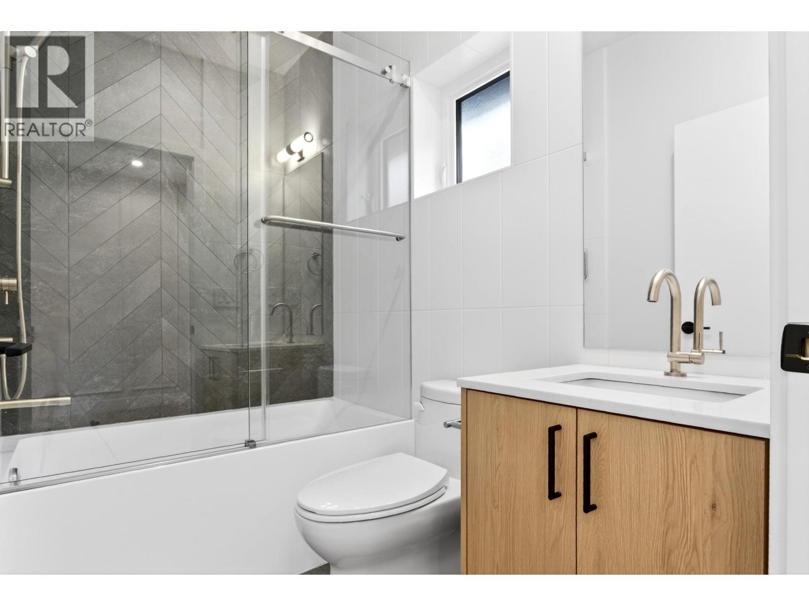 2 2741 E 7th Avenue, Vancouver, British Columbia  V5M 1T8 - Photo 14 - R3125624