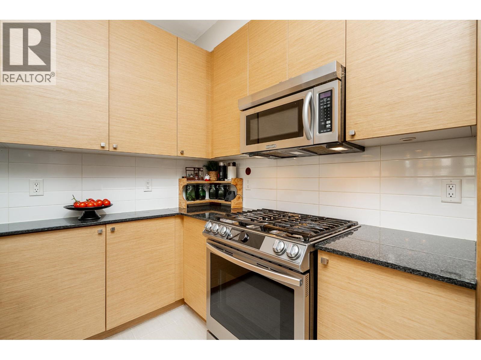 320 101 Morrissey Road, Port Moody, British Columbia  V3H 0E6 - Photo 4 - R3125633