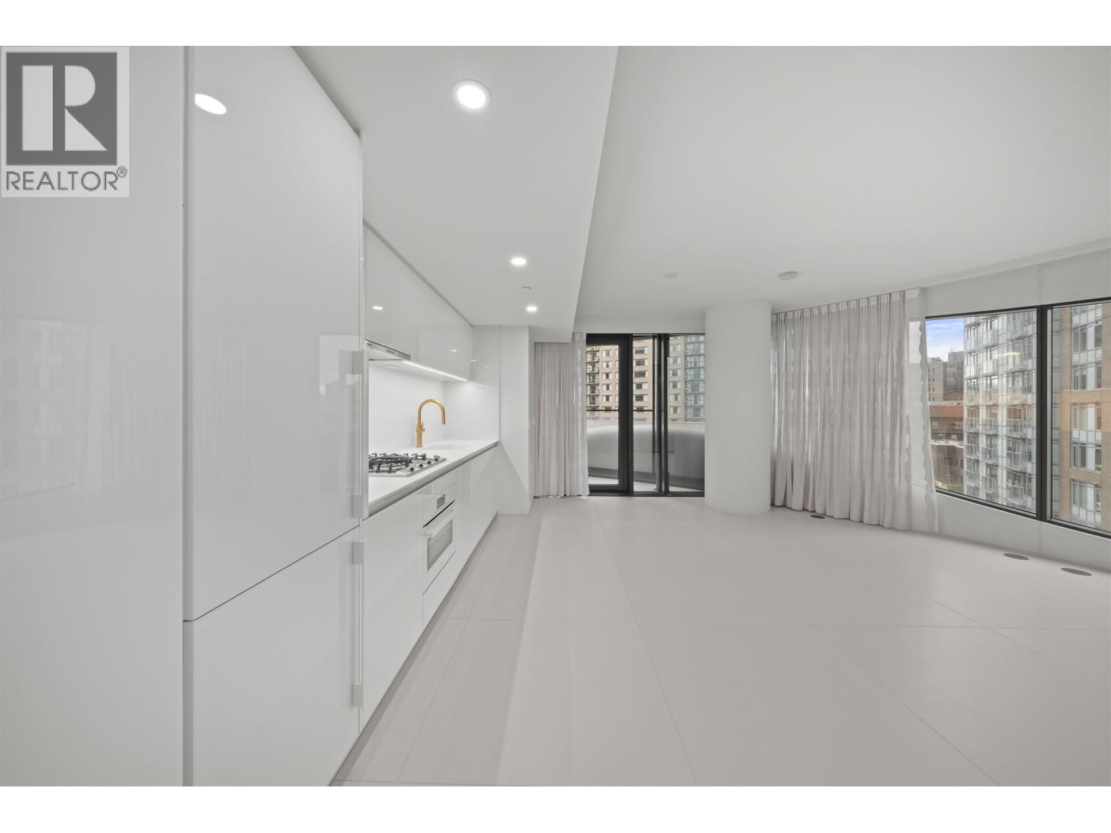702 1033 Nelson Street, Vancouver, British Columbia  V6E 0E5 - Photo 3 - R3125671