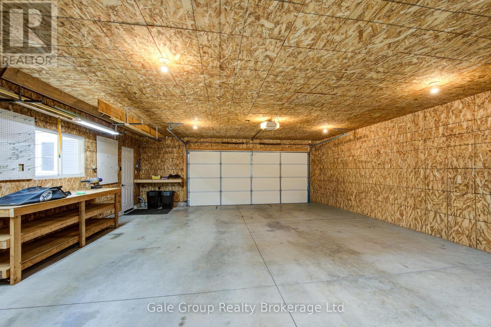155 Vansittart Avenue, Woodstock, Ontario  N4S 6E7 - Photo 37 - X12919162