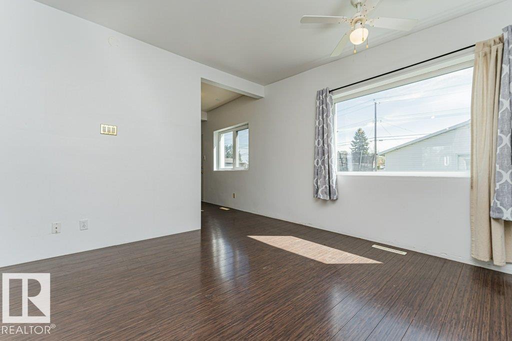 8721 154 St Nw, Edmonton, Alberta  T5R 1S6 - Photo 4 - E4488805