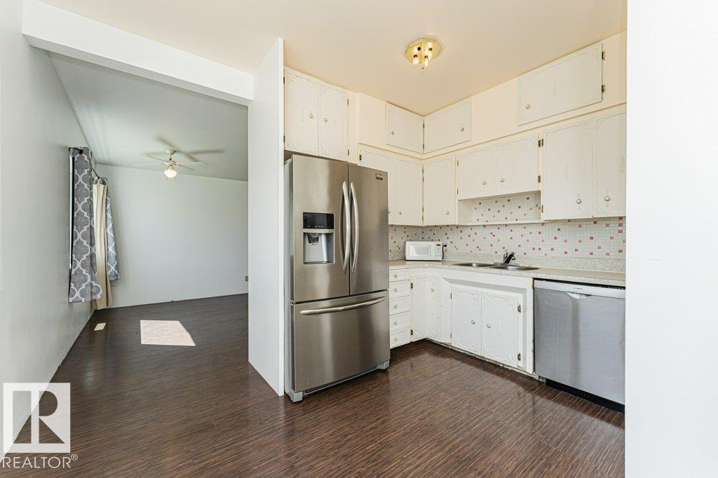 8721 154 St Nw, Edmonton, Alberta  T5R 1S6 - Photo 6 - E4488805