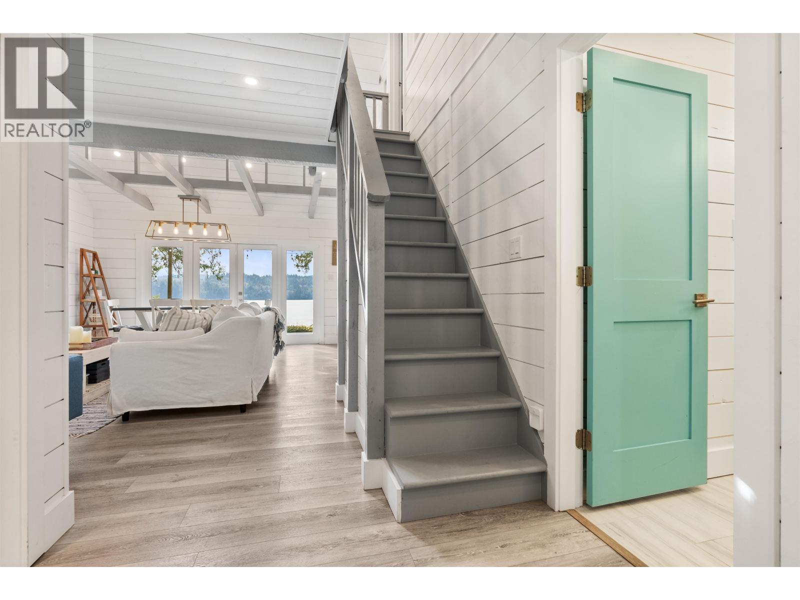 6129 Sechelt Inlet Road, Sechelt, British Columbia  V7Z 0L3 - Photo 28 - R3125659