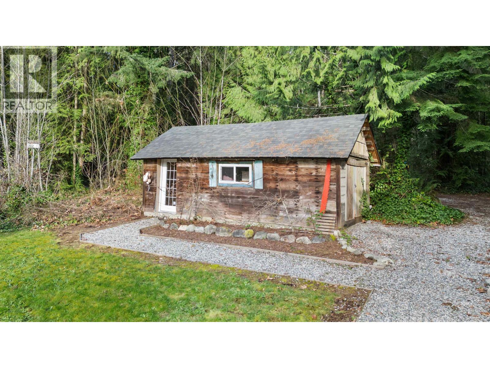 6129 Sechelt Inlet Road, Sechelt, British Columbia  V7Z 0L3 - Photo 40 - R3125659