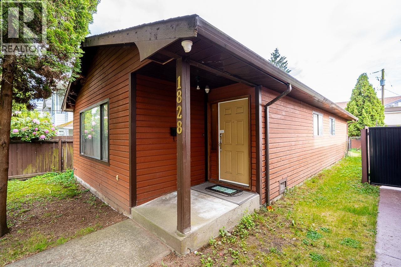 1828 Prairie Avenue, Port Coquitlam, British Columbia  V3B 1V3 - Photo 3 - R3125673