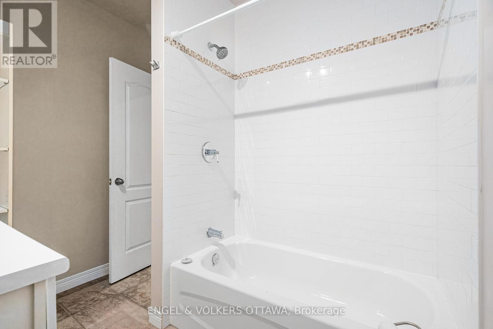 1130 Emperor Avenue, Ottawa, Ontario K1Z 8C1 - Photo 39 - X13150910