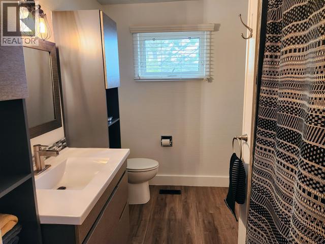 72 Ogilvie Cres, Faro, Yukon  Y0B 1K0 - Photo 17 - 17275