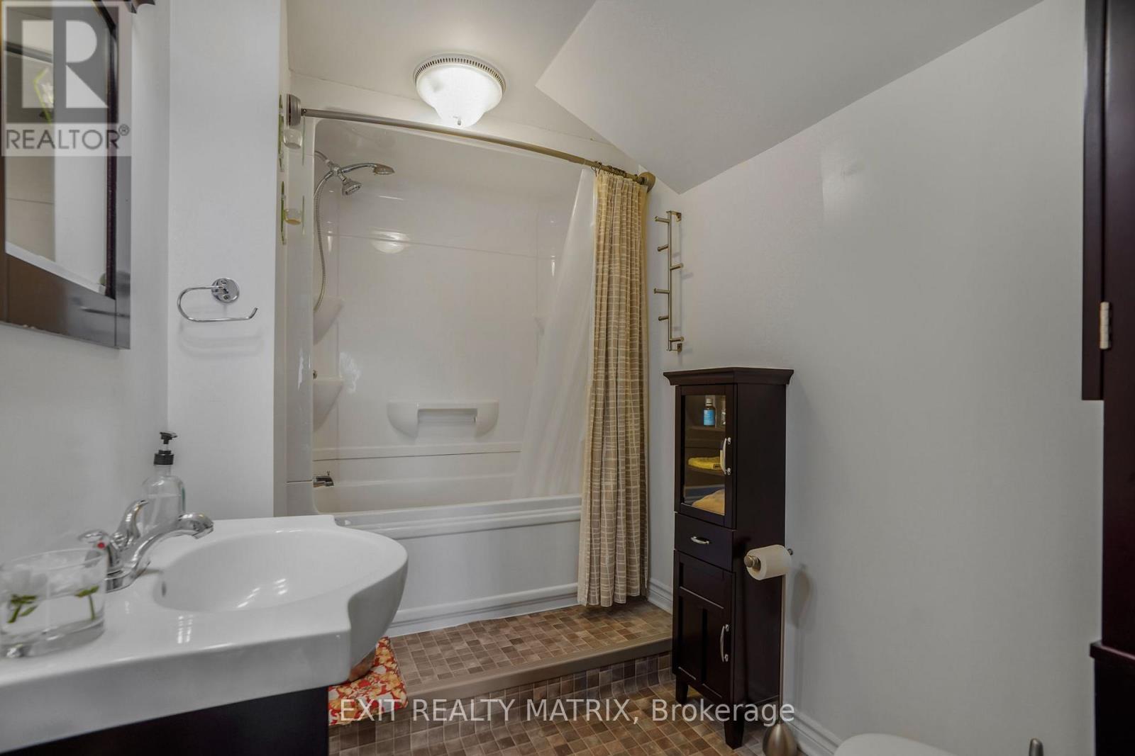 975 Queen Street, Champlain, Ontario  K0B 1K0 - Photo 24 - X13151022