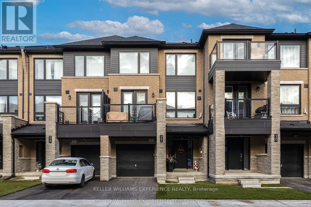 22 RED MAPLE LANE, Barrie, Ontario