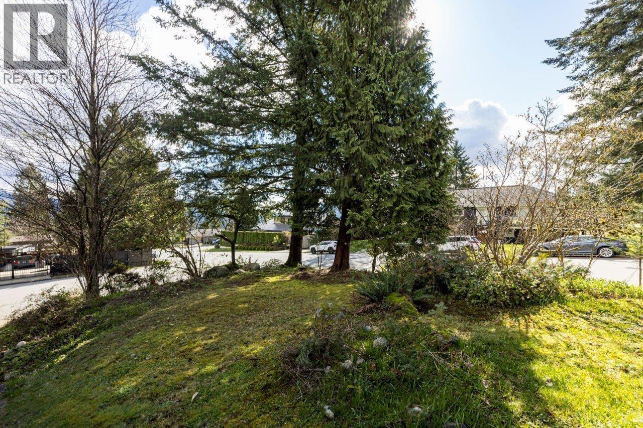 981 Friar Crescent, North Vancouver, British Columbia  V7G 1M8 - Photo 26 - R3100565