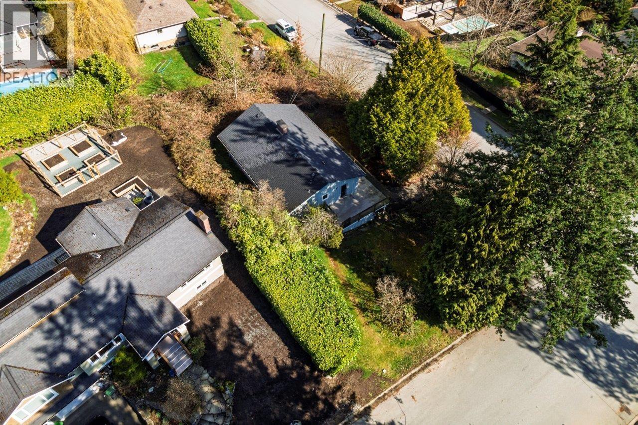 981 Friar Crescent, North Vancouver, British Columbia  V7G 1M8 - Photo 28 - R3100565