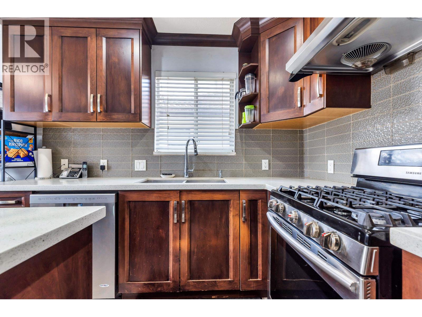 7162 Gladstone Street, Vancouver, British Columbia  V5P 4G6 - Photo 14 - R3125660