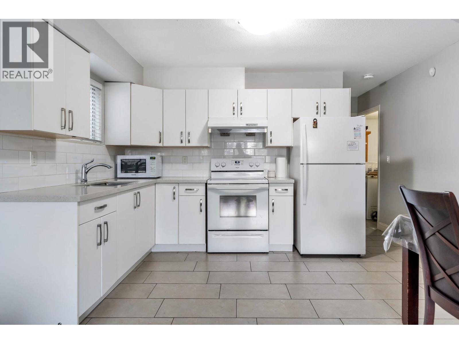 7162 Gladstone Street, Vancouver, British Columbia  V5P 4G6 - Photo 36 - R3125660