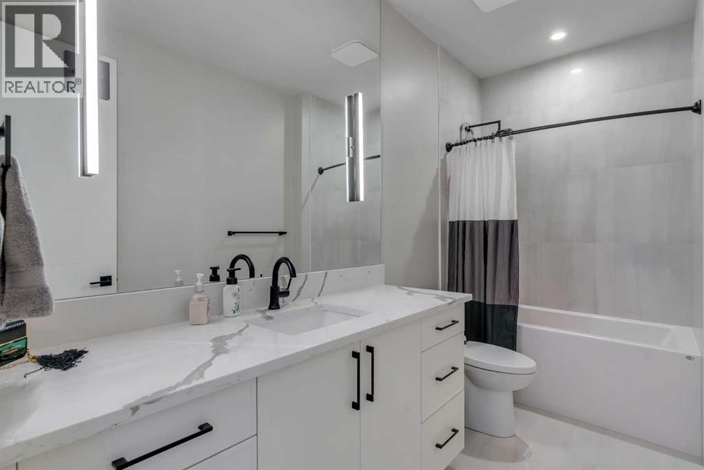 100 Elkton Close SW, Calgary, Alberta  T3H 1W6 - Photo 29 - A2312457