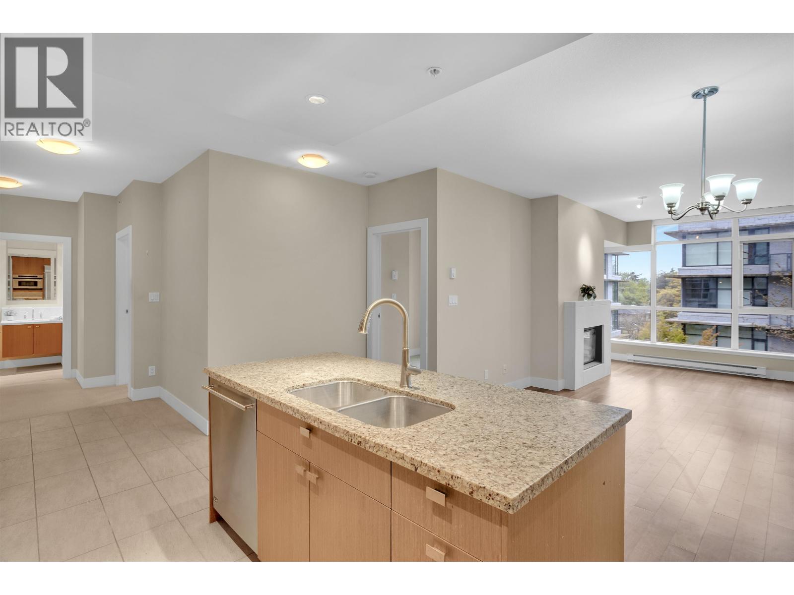 304 6080 Iona Drive, Vancouver, British Columbia  V6T 0A4 - Photo 12 - R3117366