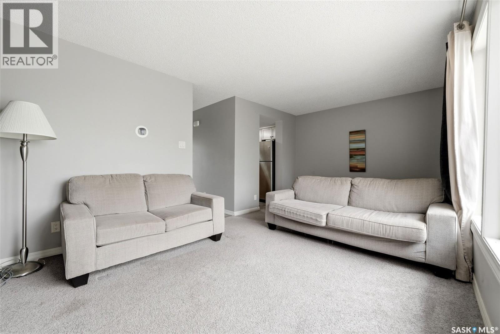 3834 Castle Road, Regina, Saskatchewan  S4S 6M7 - Photo 8 - SK036548