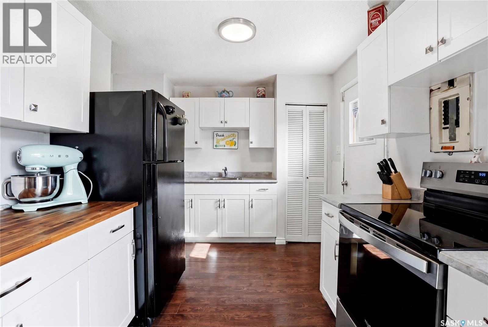 526 V Avenue S, Saskatoon, Saskatchewan  S7M 3E9 - Photo 12 - SK036534