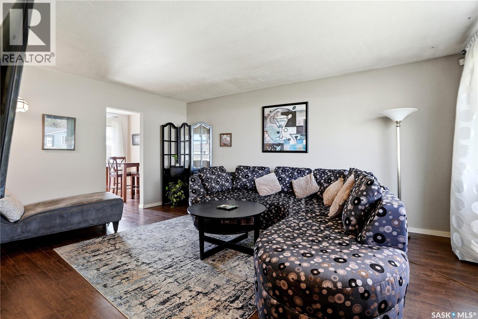 526 V Avenue S, Saskatoon, Saskatchewan  S7M 3E9 - Photo 4 - SK036534